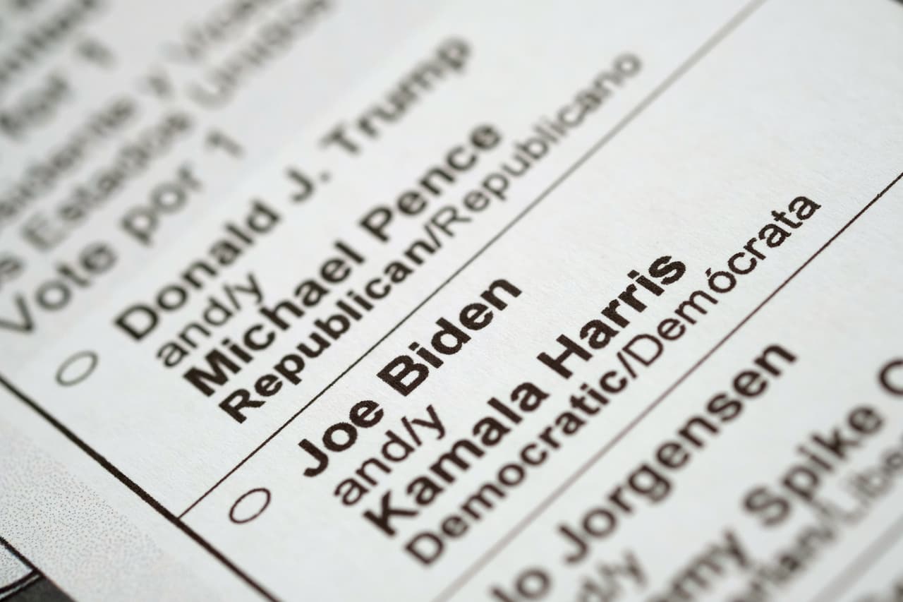 Junta Electoral de Illinois inició el envió de 1.8 millones de boletas para votar por correo