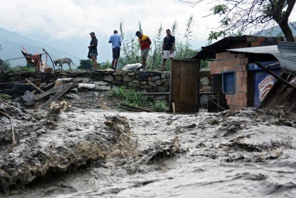 Las fuertes lluvias que cayeron principalmente sobre la franja norte de Venezuela entre noviembre y diciembre dejaron 38 muertos y más de 130 mil damnificados.