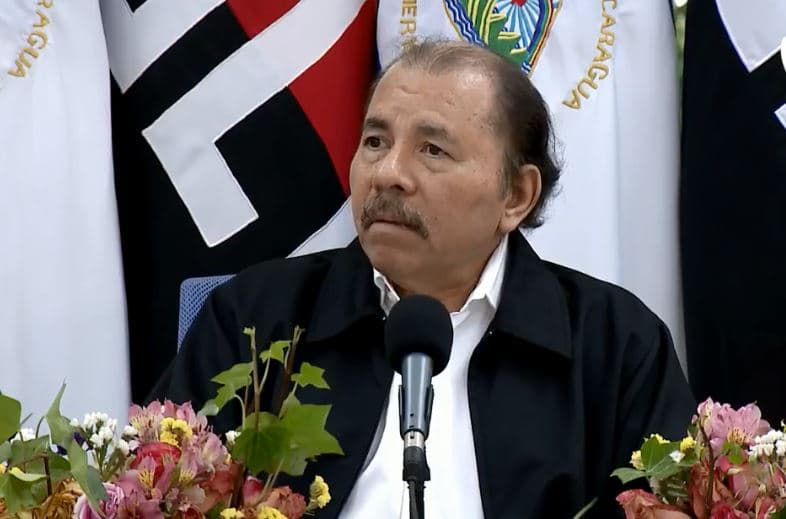 Gobierno de Nicaragua revoca reforma de seguridad social que desató días de violentas protestas callejeras