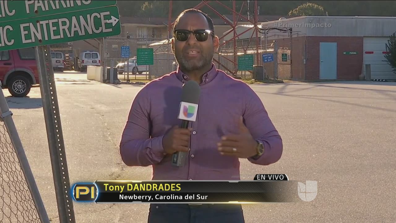 “Pensamos que la extradición iba a ser rápido, pero se ha tardado muchísimo. Lo que ha complicado la cobertura y además la poca información que hay aquí de parte de las autoridades que tienen aquí que no tienen un portavoz, llegamos a la estación de policía y no saben nada”.