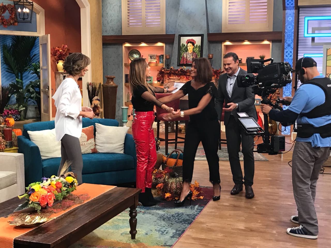 Todos la felicitamos por su nuevo nombramiento y compartimos con ella su emoción ante este nuevo reto en su carrera.