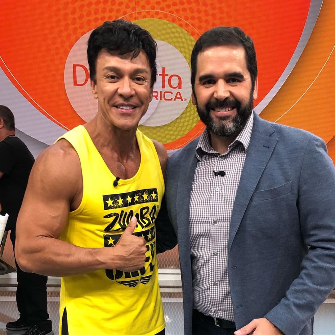 Nuestro jefe de meteorología no perdió la oportunidad para tomarse la foto con el empresario y coreógrafo de Zumba. La visita de Beto fue todo un éxito esta mañana en el show.