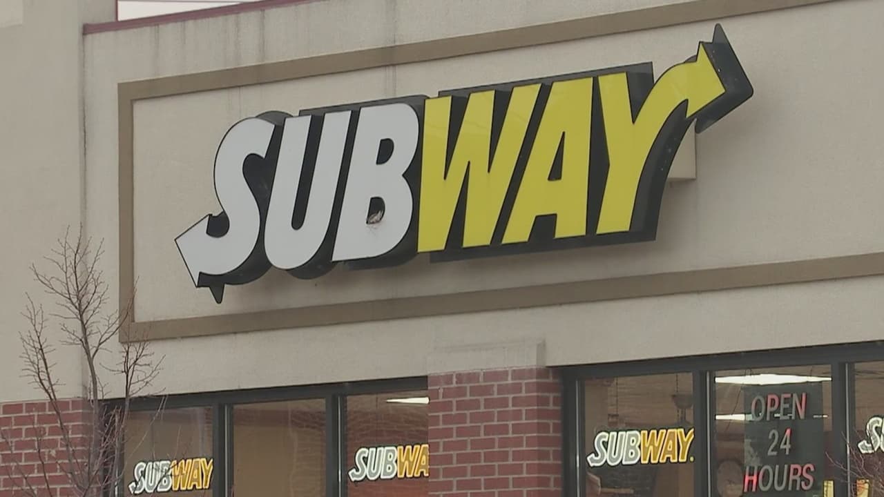 Identifican a hombre que fue baleado dentro de un Subway en East Side 