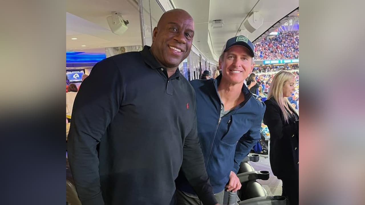 "Fui muy juicioso": el gobernador Newsom es visto sin mascarilla en el partido de 49ers vs. Rams