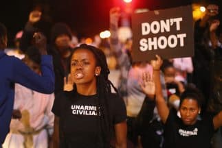 Tras la muerte de otro joven afroamericano por disparos de la policía, vuelven las protestas a Saint Louis.