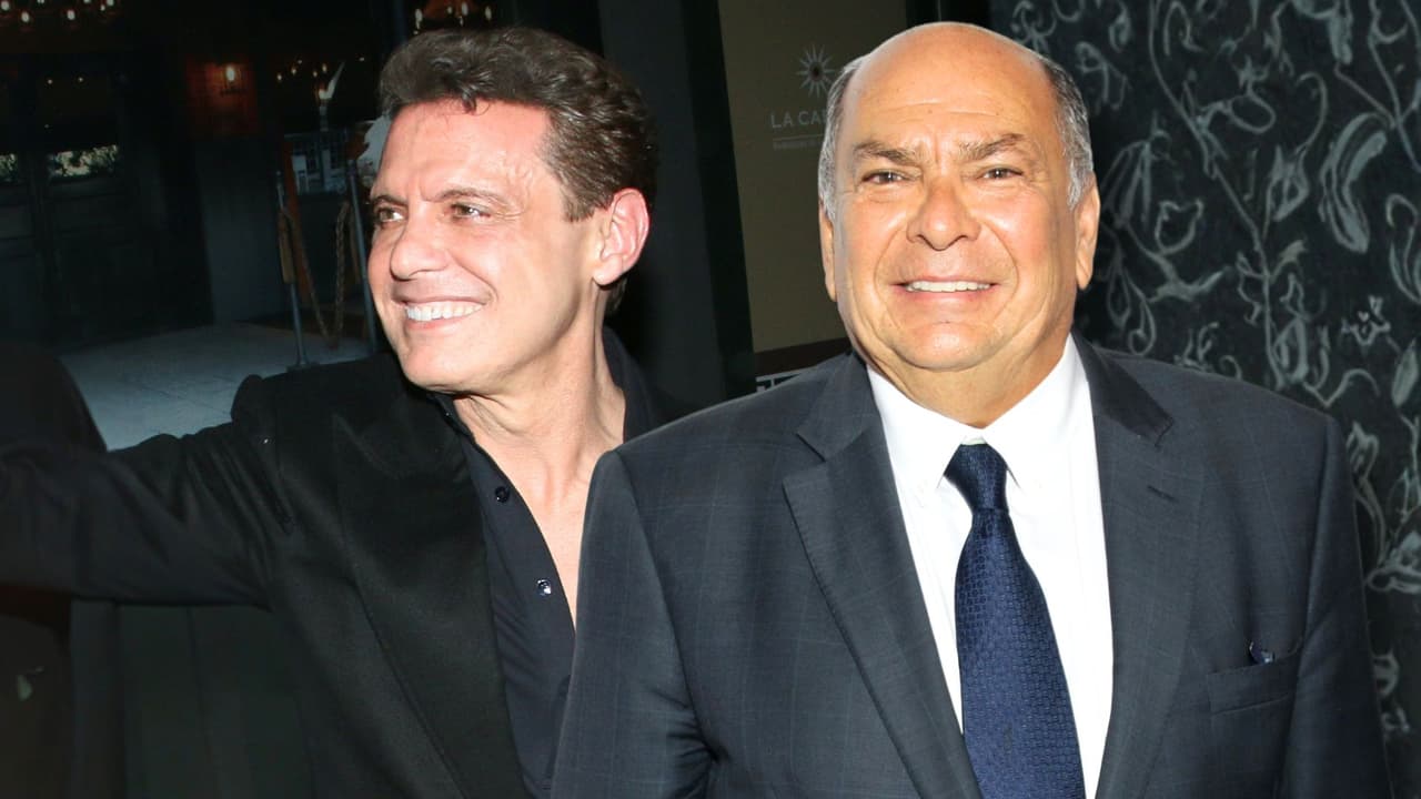 Papá de 'Checo' Pérez asegura que Luis Miguel nació en México