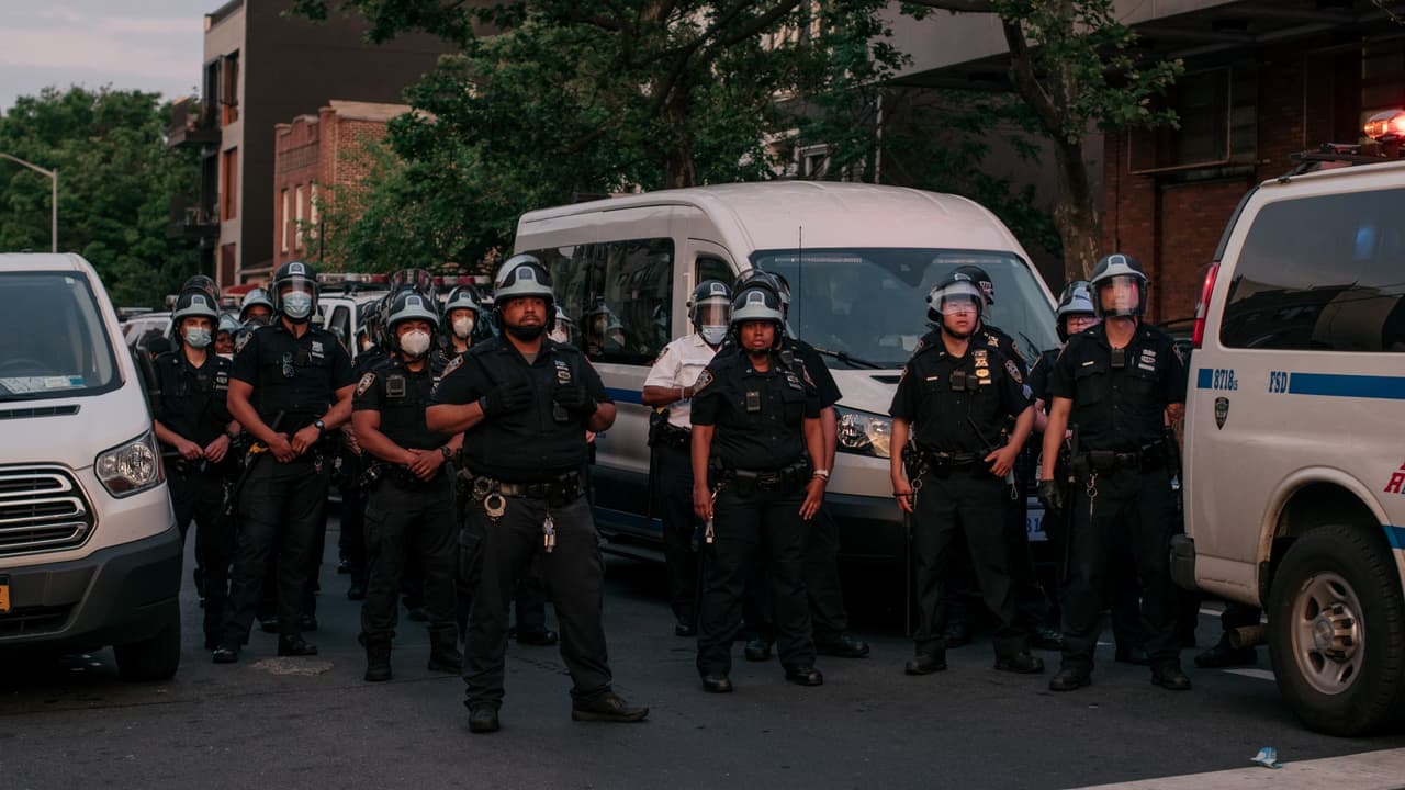 "¡No podemos tener miedo!” dice el jefe del NYPD a oficiales preocupados por reformas policiales