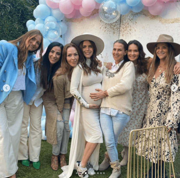 La actriz de telenovelas como 
<b>Simplemente María</b> ha revelado que los doctores le han dicho que sus bebés probablemente nazcan antes de los nueve meses. 
<br>