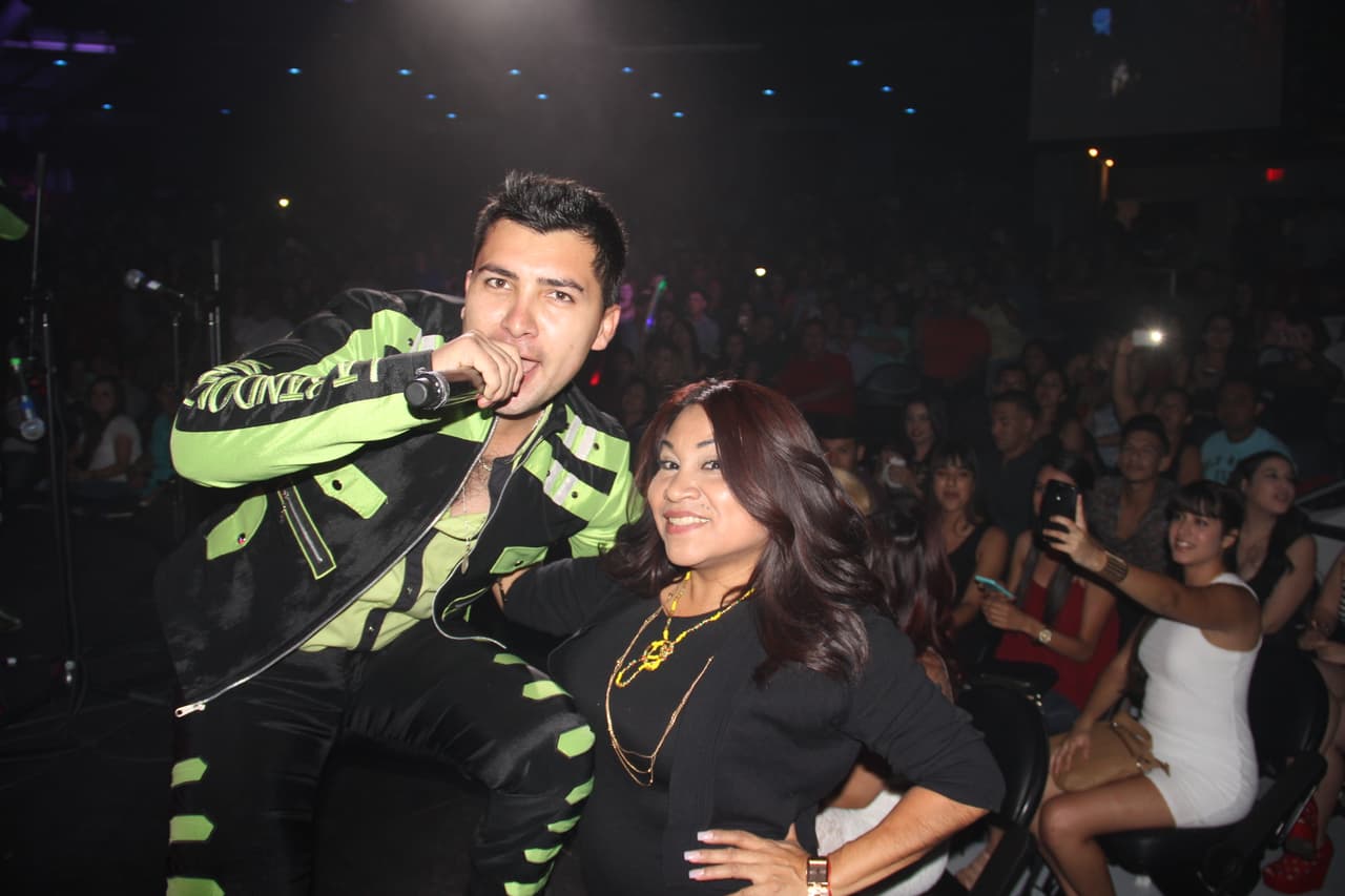 Con sus más recientes éxitos “Mil veces te quiero” y “Qué machín”, la Banda Rancho Viejo puso a bailar a toda su fanaticada en el Concierto Privado de la 105.9 y Univisión Arizona.