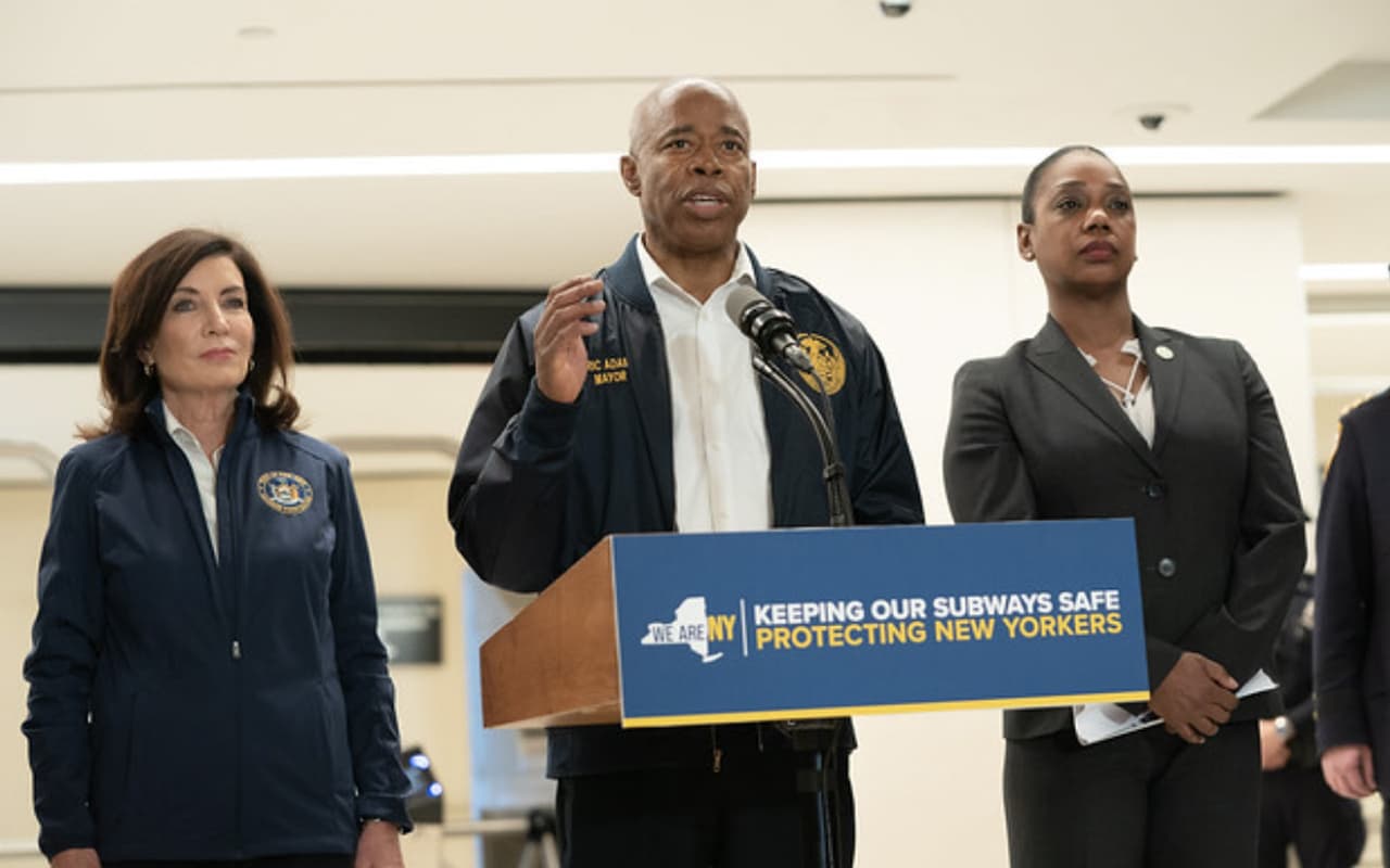 Más policía en el subway para controlar la ola de crimen