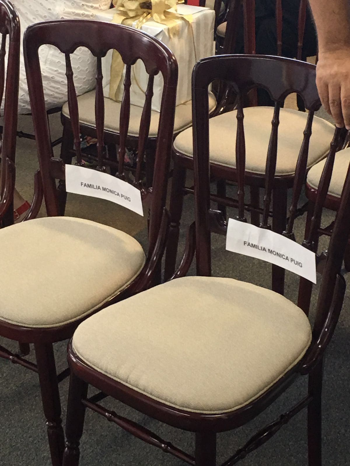 En espera de Mónica Puig a su llegada a Puerto Rico tras ganar medalla de oro.