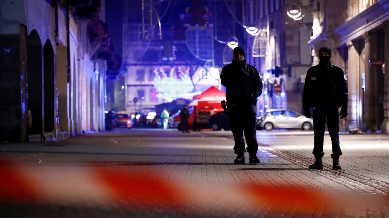 "Casi lo atrapamos, pero se volatilizó": la feroz persecución al atacante de un mercado de Navidad en Francia