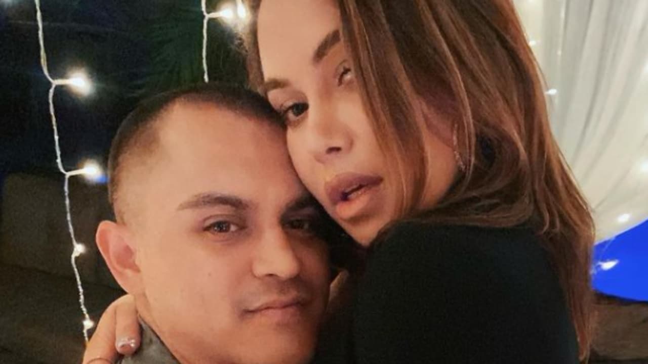 Chiquis ya dejó de tomar anticonceptivos para tener hijos con su novio Emilio Sánchez