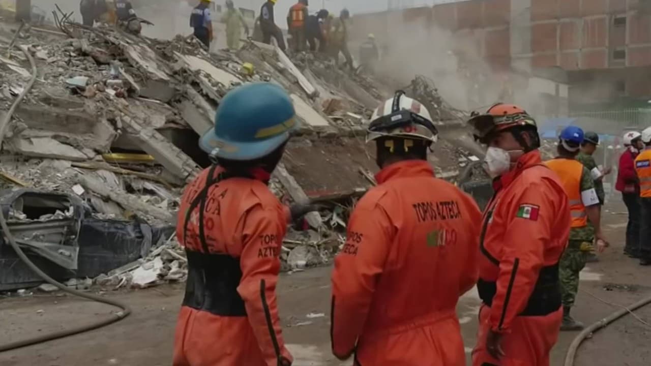 Topos de México se movilizan tras sismos en Venezuela