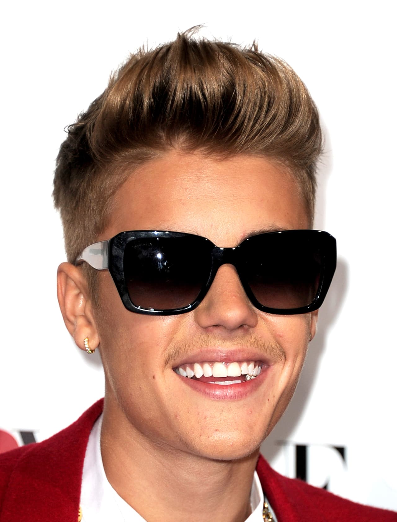 TMZ reportó que para despejar las dudas, el cantante se hizo sin problemas una prueba de ADN y el resultado fue negativo: Biebs no era el padre.