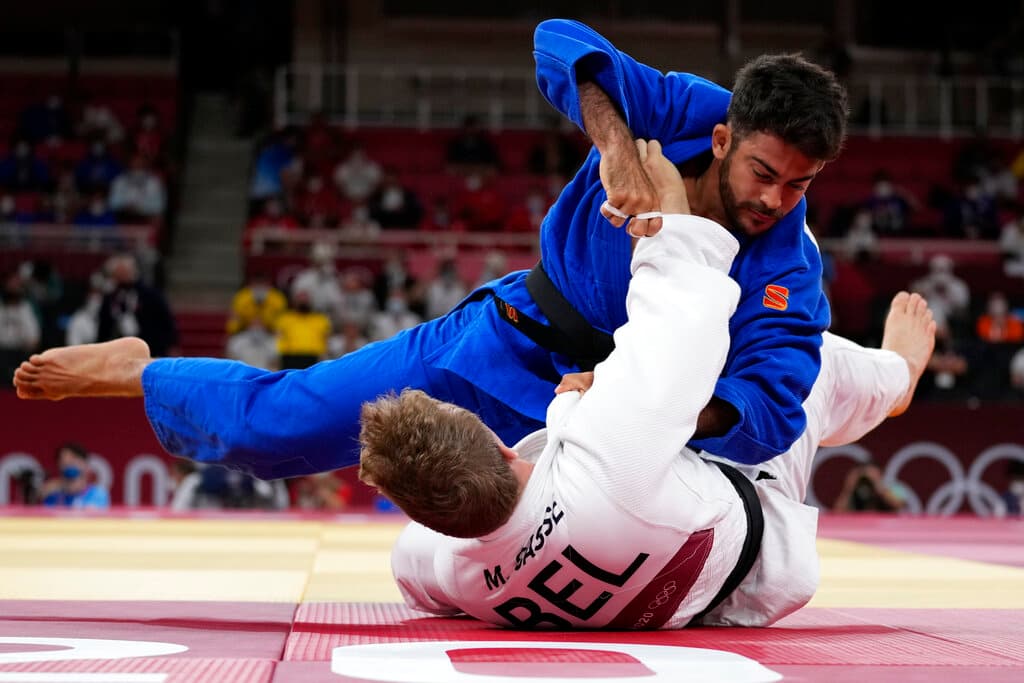 <h2 class="cms-H2-H2">Adrián Gandía</h2>
<br>Judo, 81kg masculino
<br>
<br>Nació el 19 de diciembre de 1997. Ganó una medalla en los Juegos Panamericanos de 2019 y cuatro medallas en el Campeonato Panamericano de Judo entre los años 2018 y 2024.
<br>
<br>
<h3 class="cms-H3-H3">¿Cuándo será su participación?</h3>
<br>Martes 30 de julio.
<br>