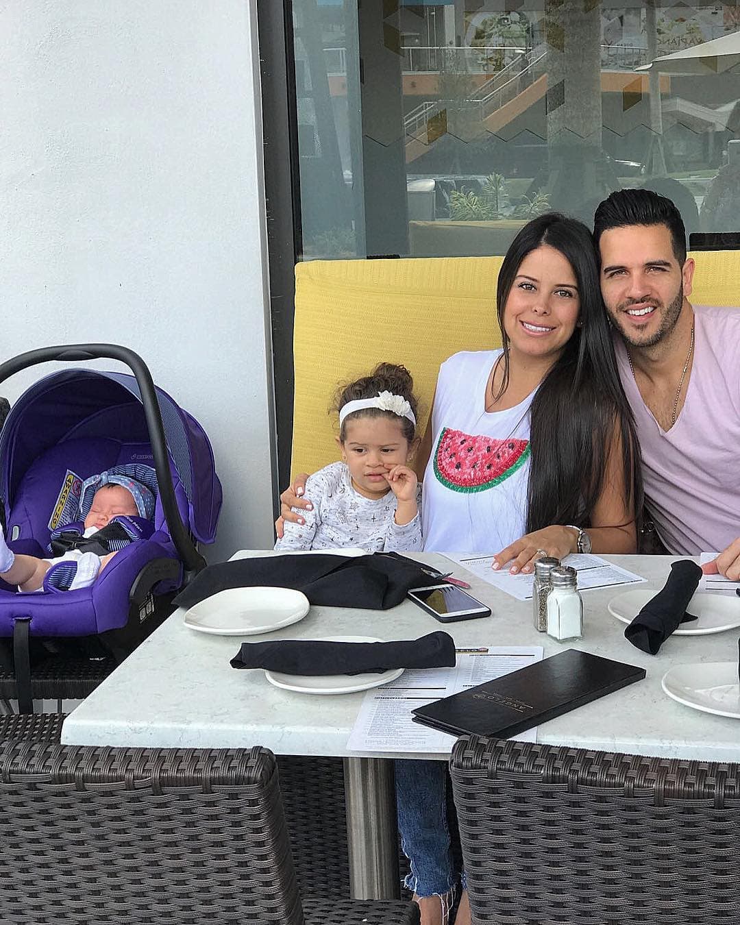 Mira cómo lucía la familia en los primeros meses siendo cuatro integrantes, con Silvana recién nacida.