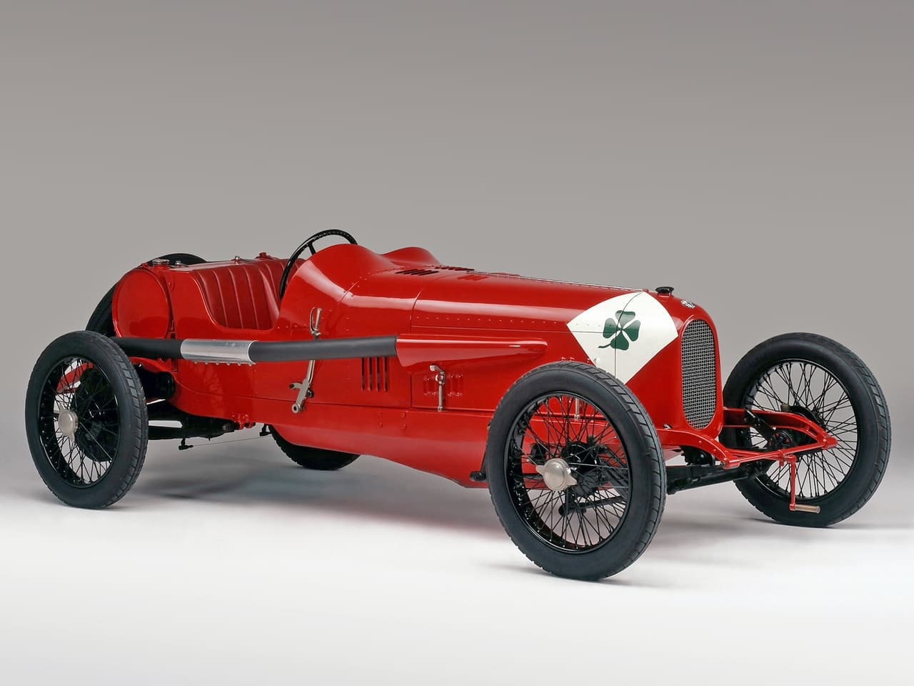 Ese mismo año Sivocci perdería la vida probando Alfa Romeo P1 en Monza. Tras el trágico accidente, Nicola Romeo detendría la participación del equipo en 1923 y a partir de 1924 todos los carros de carrera de Alfa Romeo llevarían el trébol de 4 hojas empezando con el Alfa Romeo GP Tipo P2.