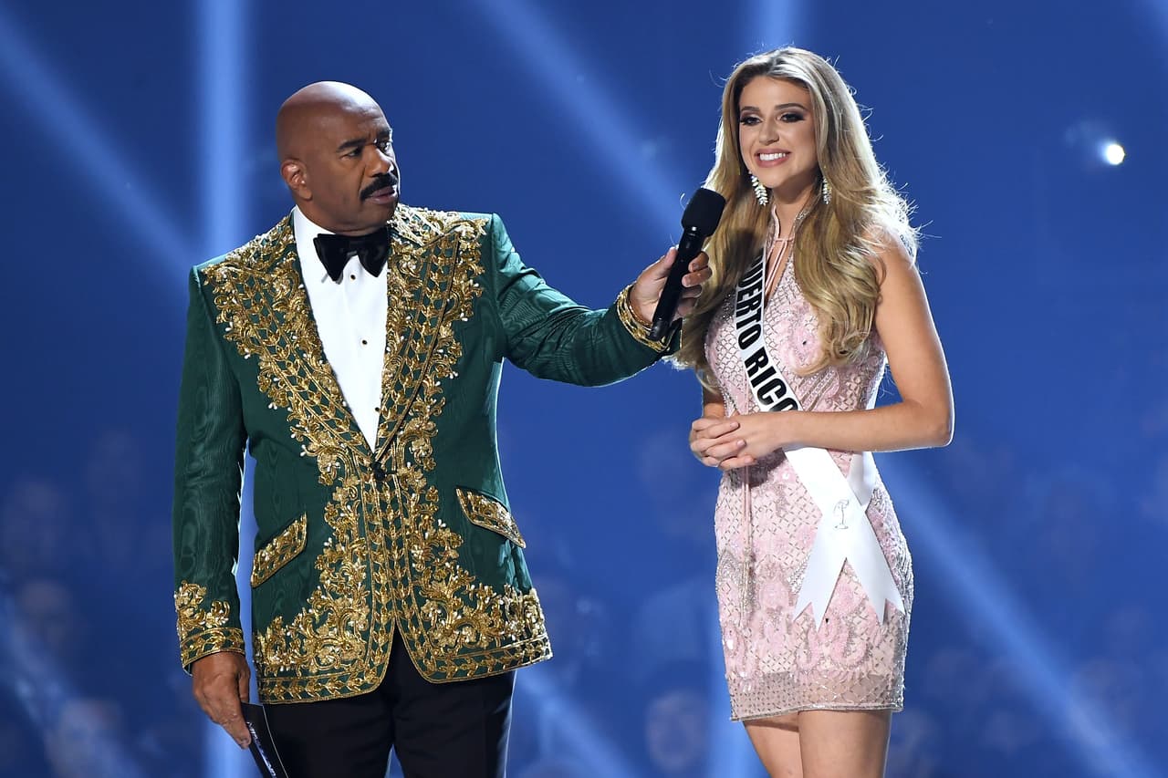 Como primera finalista quedó la representante de Puerto Rico, Madison Anderson, quien tiene 24 años.