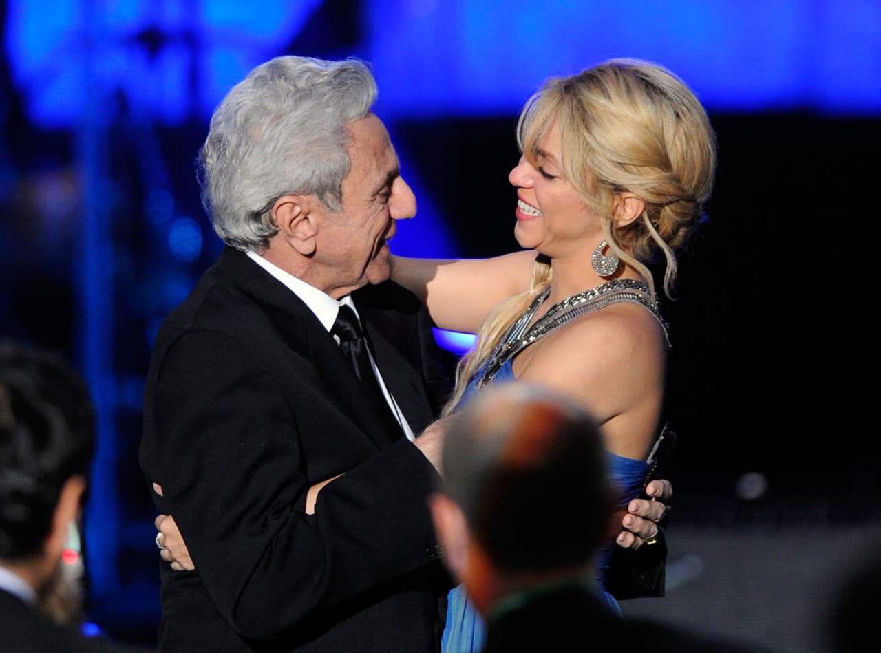 Citando al "entorno" de la cantante, el medio español señaló que Mebarak no pudo ser intervenido 
<b>"por motivos médicos"</b>.
<br>