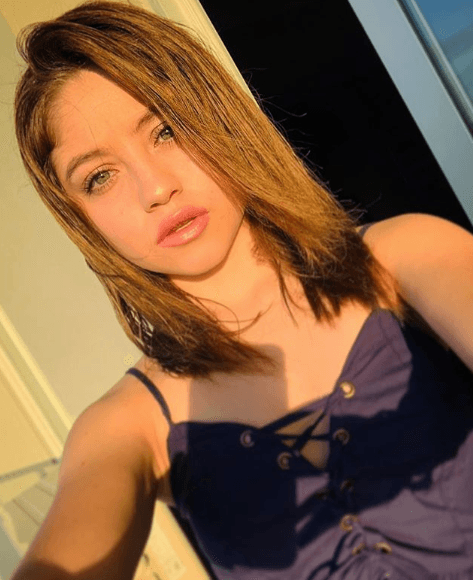 Karol se mostró en total desacuerdo con la idea que le transmitieron de pequeña: “Muchos de nosotros, cuando somos chicos, menores de edad, queremos ser mayores para hacer un montón de cosas", comenzó.