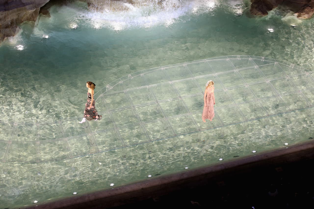 El escenario fue el ideal para acoger una colección que fue bautizada como 'Leyendas y cuentos de hadas' ('Legends and Fairy Tales').