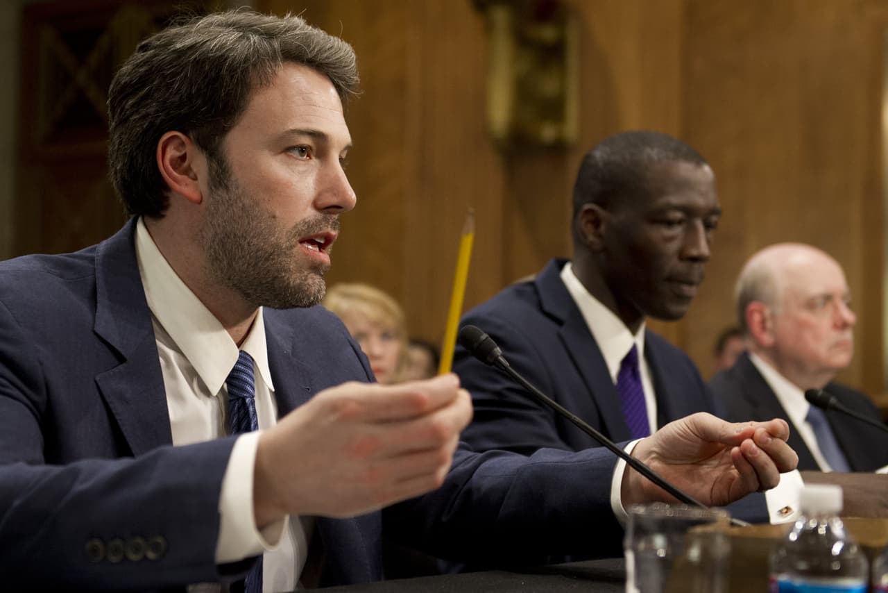 <b>Ben Affleck</b>: habló frente al Congreso en Washington, para exigir una intervención en el Congo por las atrocidades en contra de los derechos humanos y durante años ha trabajado a través de su fundación a favor del pueblo africano. 
<br>
<br>