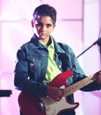 El joven actor interpretaba a Joaquín, un niño muy noble que tenía su propia banda musical.