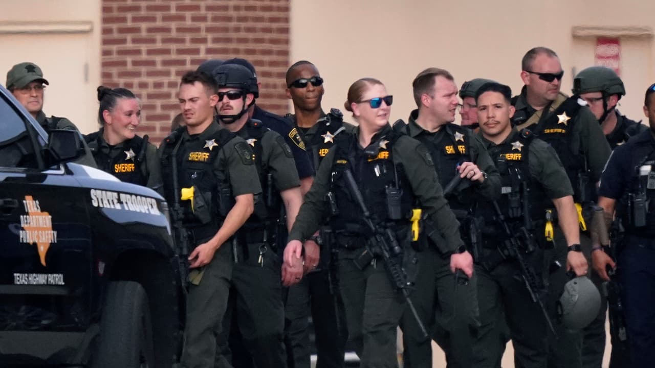 Hasta el momento, no hay mexicanos entre las víctimas del ataque armado en Allen, Texas