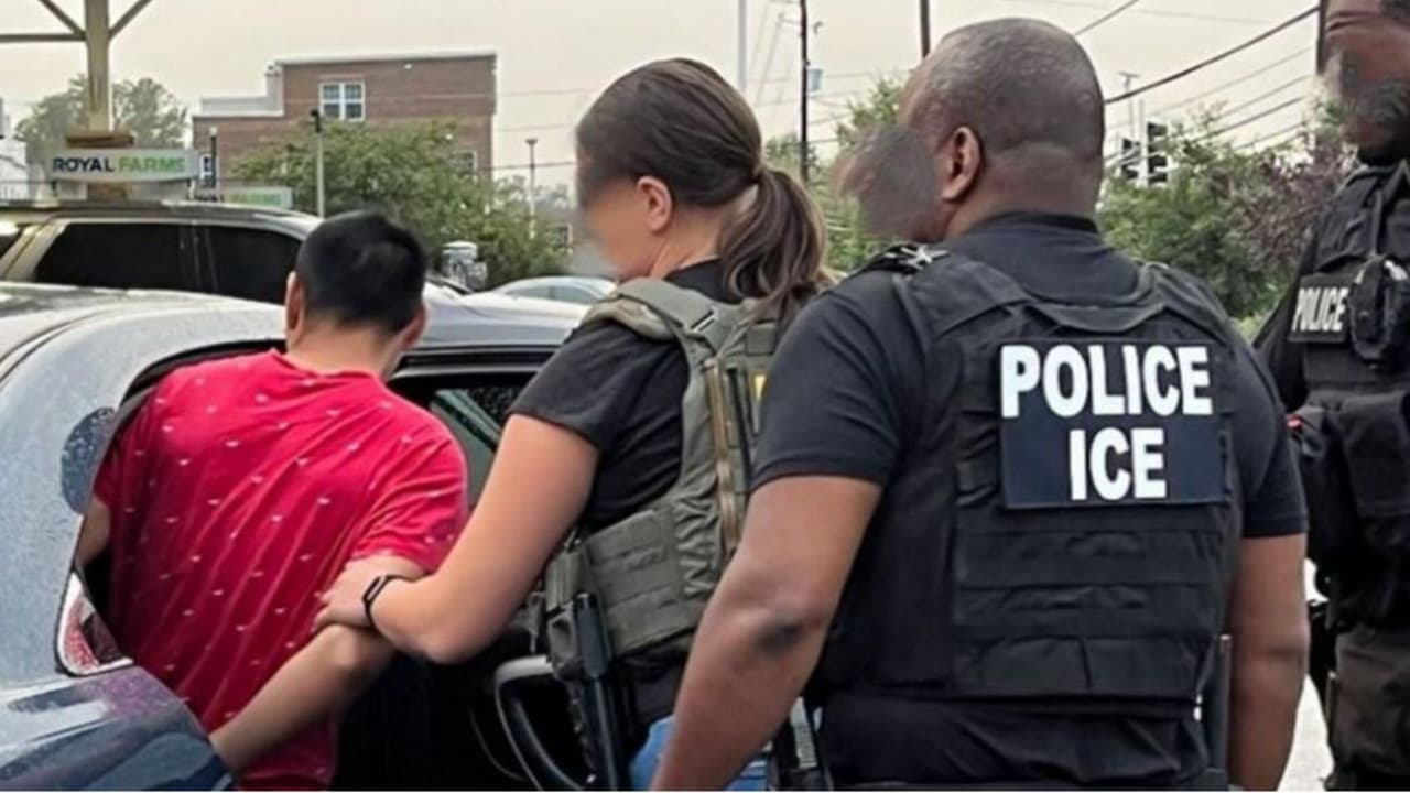 ICE arresta a presunto miembro del Tren de Aragua en Nueva York, recién liberado de Rikers Island
