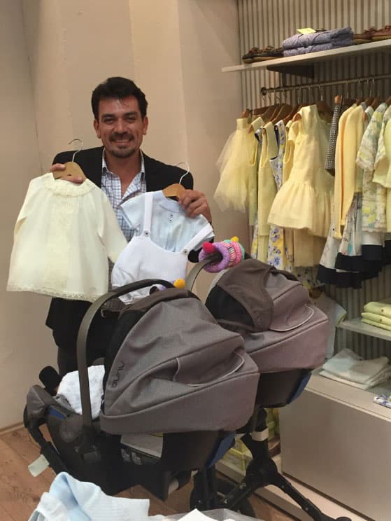 Jorge ha estado muy involucrado con la educación y crecimiento de sus hijos.