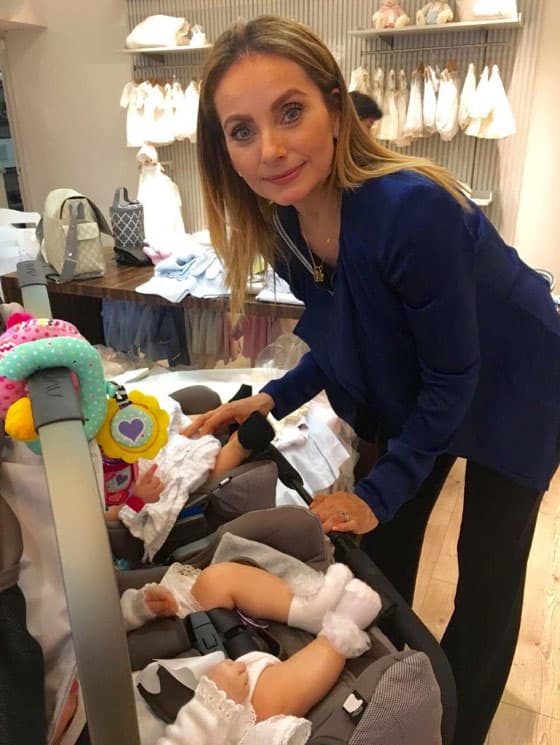 El nacimiento de sus mellizos le dieron un giro a su matrimonio, 
<b><a href="http://www.univision.com/temas/elizabeth-alvarez">Elizabeth</a></b> y 
<b><a href="http://www.univision.com/temas/jorge-salinas">Jorge</a></b> están disfrutando al máximo esta etapa.