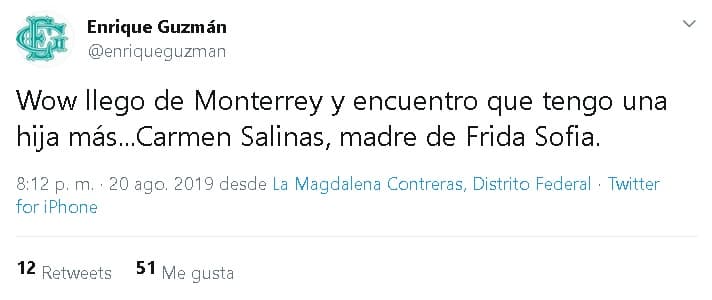 Luego, en otro mensaje ironizó respecto al tema: "Wow, llego de Monterrey y encuentro que 
<b><a href="https://www.univision.com/famosos/carmen-salinas-le-dio-mas-de-un-manazo-a-sus-hijos-a-uno-la-cabeza-le-hizo-como-la-de-el-exorcista-una-vez-fotos">tengo una hija más...Carmen Salinas</a></b>, madre de Frida Sofía".
<br>