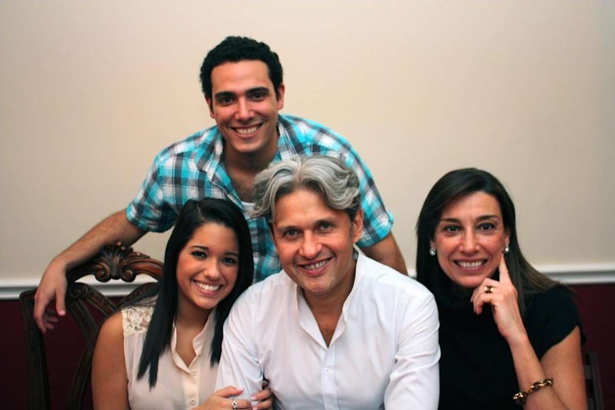 La familia de Jorge Toledo.