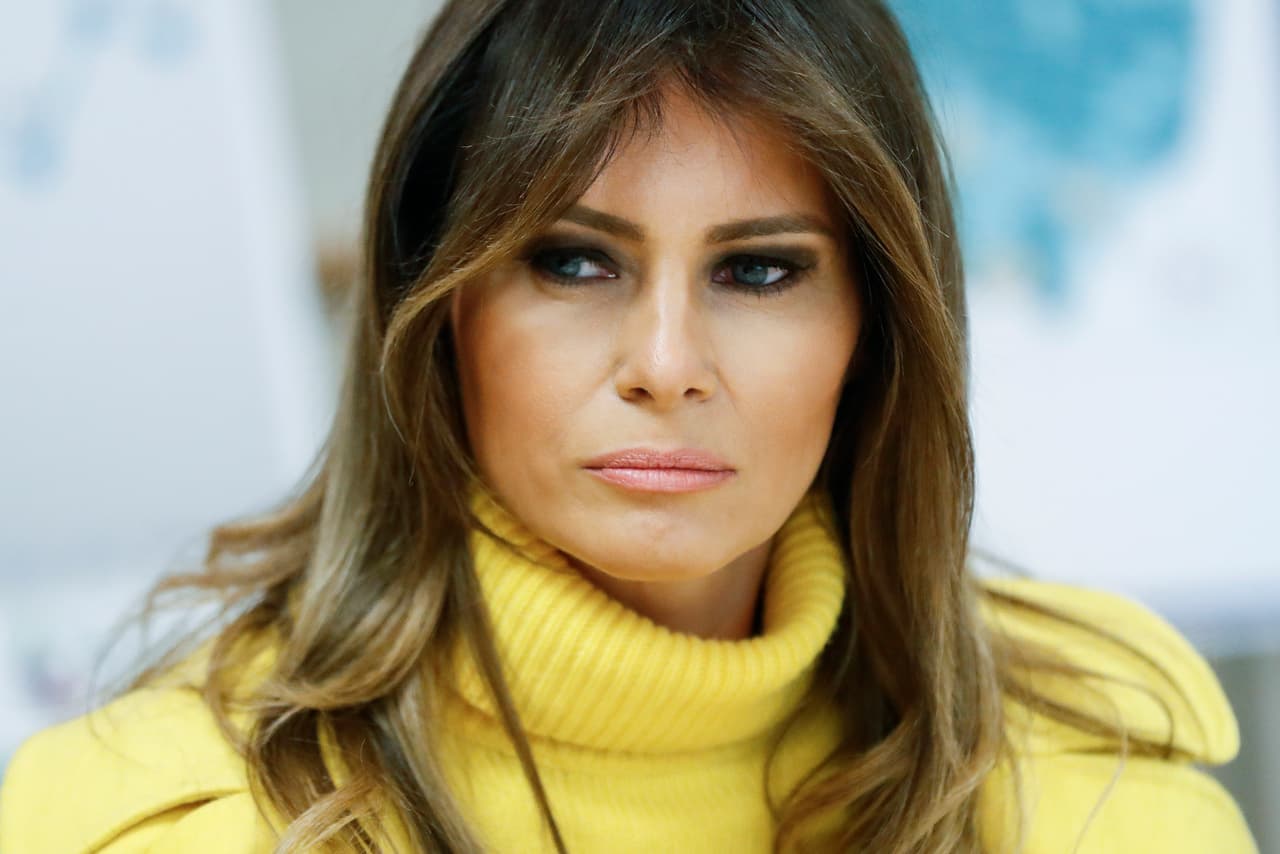 La primera dama Melania Trump ha cortado relaciones con una asesora y antigua amiga.