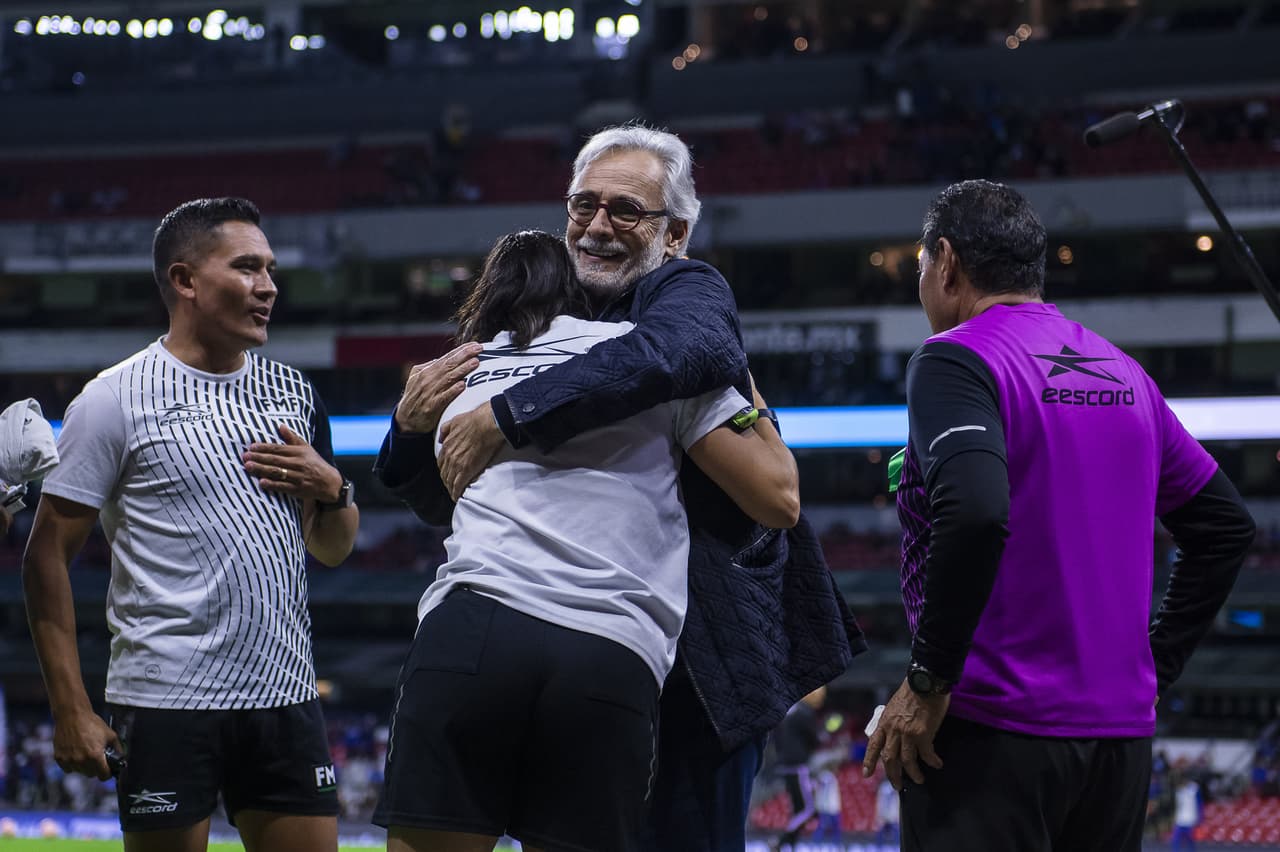 Jesús Martínez, presidente de Grupo Pachuca, estuvo en el Estadio Azteca.