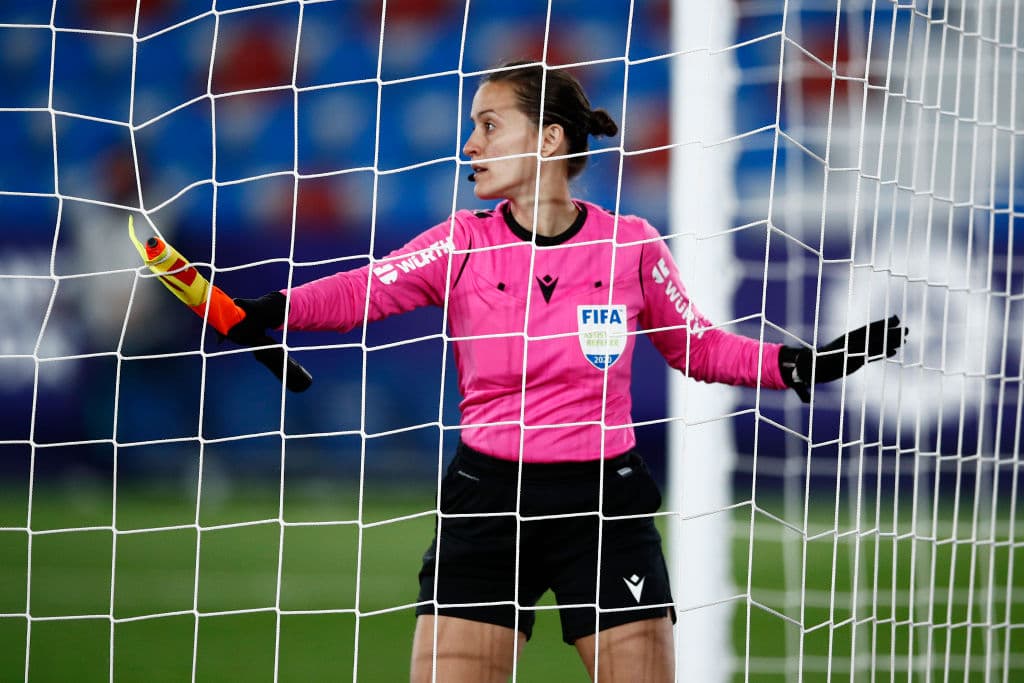 Levante se impone 4-3 ante el Real Betis en un intenso partido, donde los mexicanos Andrés Guardado y Diego Lainez tuvieron minutos en el campo. Los goles por parte de los 'granotas' corrieron a cargo de Oscar Duarte, doblete de Morales Nogales, Roger Martí y Roberto Suárez. Aissa Mandi y Sergio Canales descontaron para el Betis.