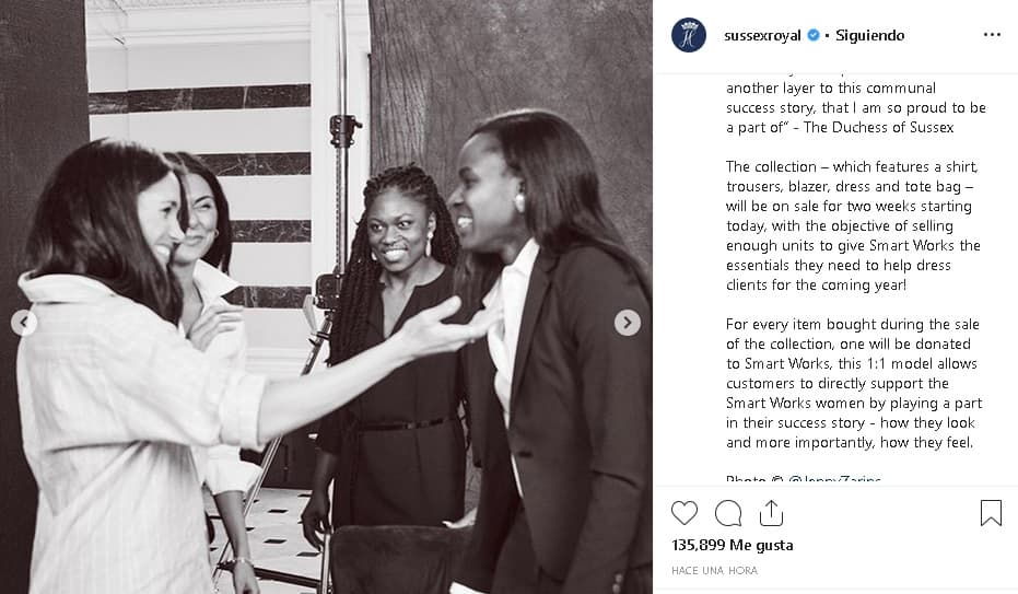 "Hemos demostrado cómo podemos trabajar colectivamente para empoderarnos mutuamente, otra capa de esta historia de éxito comunitario, de la que
<b><a href="https://www.univision.com/noticias/edicion-digital/estoy-orgulloso-de-mi-esposa-dice-el-principe-harry-tras-anunciar-el-nacimiento-de-su-primer-hijo-video" target="_blank">estoy tan orgullosa de ser parte</a></b>", escribió la duquesa.