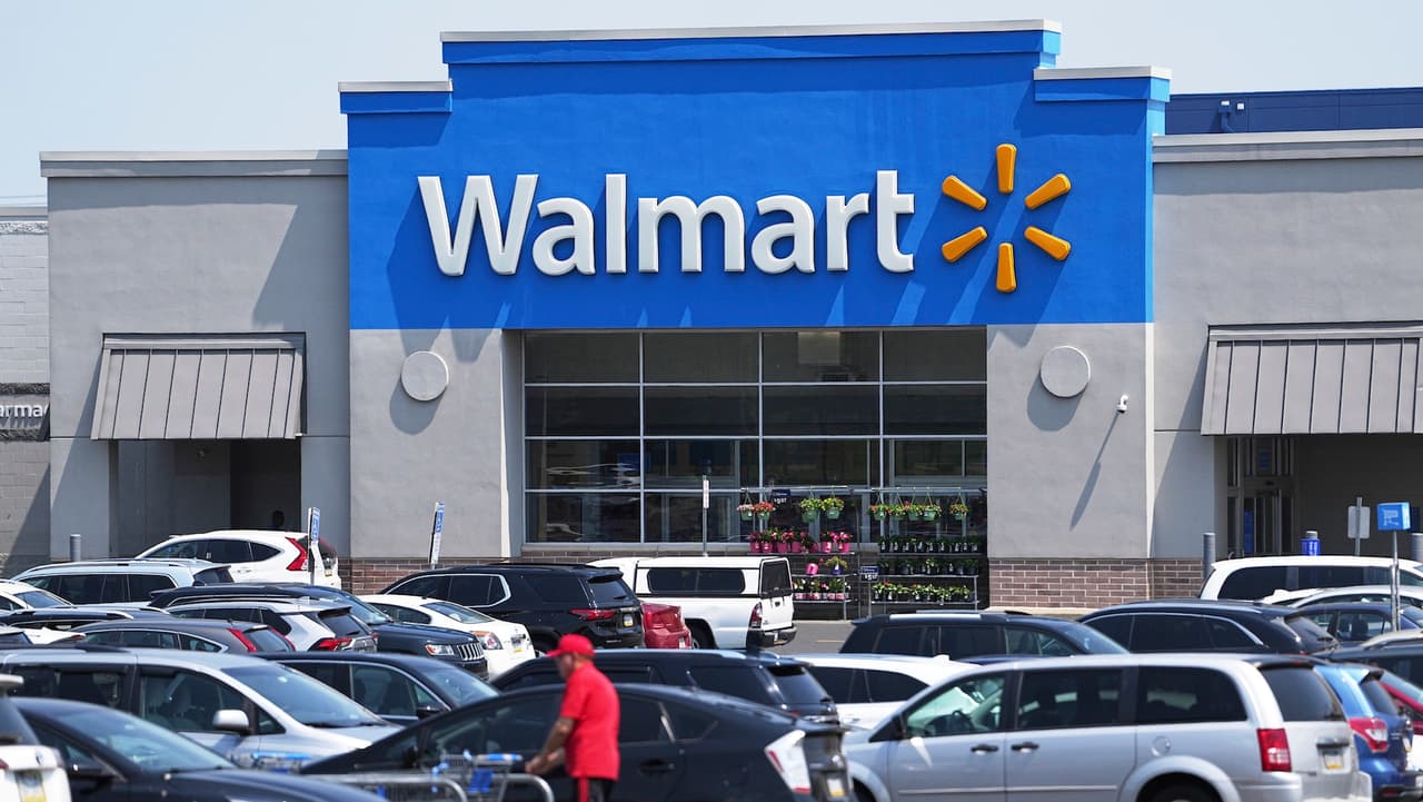 Walmart enfrenta multa de $24 millones por fallas en formularios I-9 y posible contratación ilegal