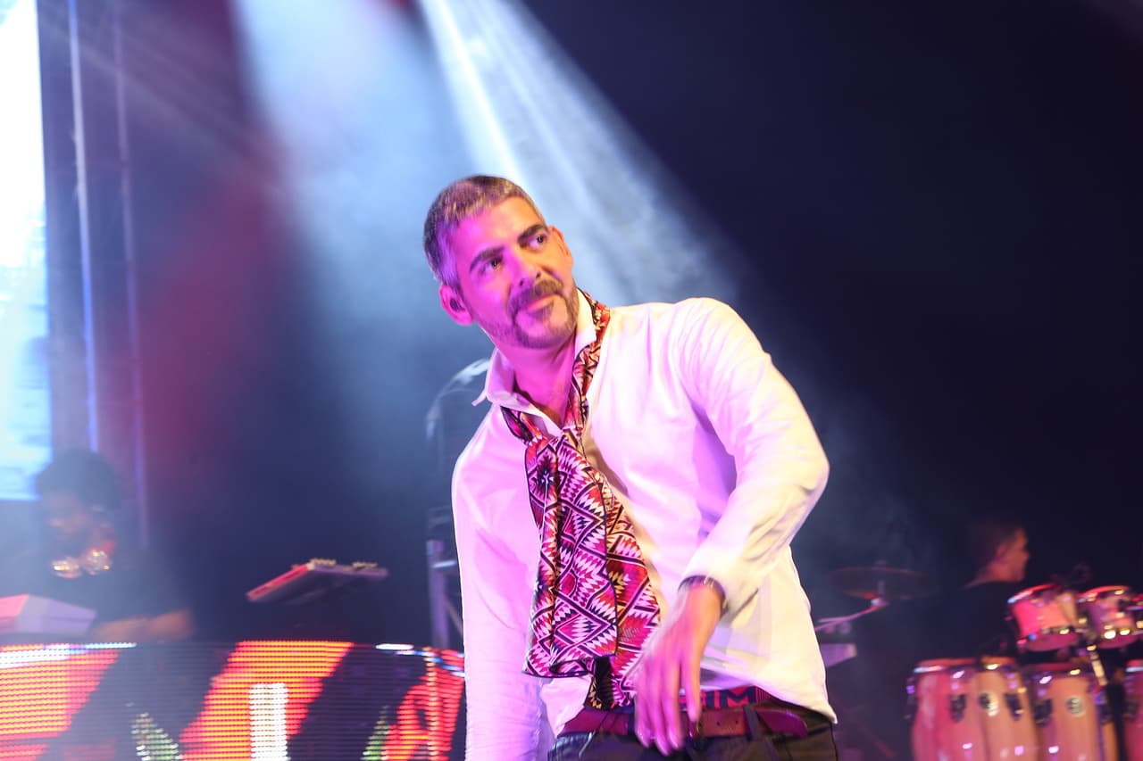 Roldán, el sonero del grupo Orishas, que ahora bromea que es el George Clooney cubano.