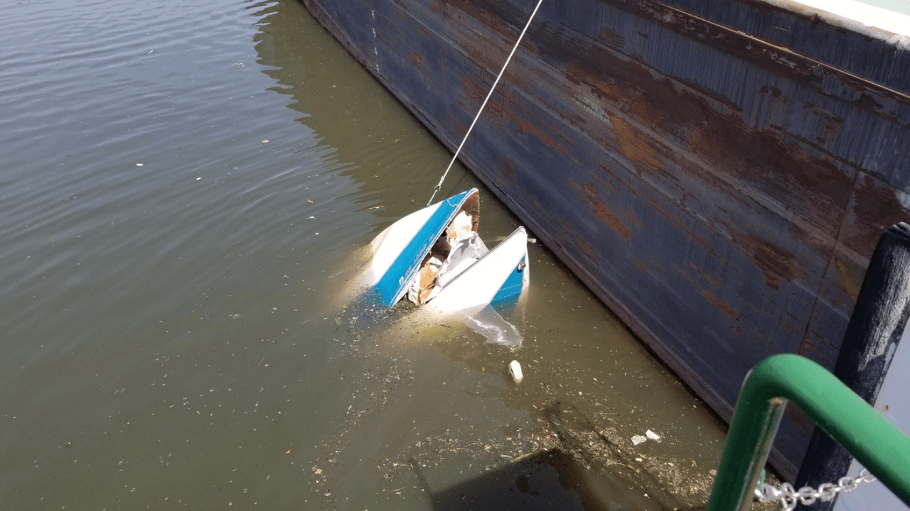 Las autoridades de Illinois y de Chicago realizan búsqueda por las personas que fueron víctimas del accidente.