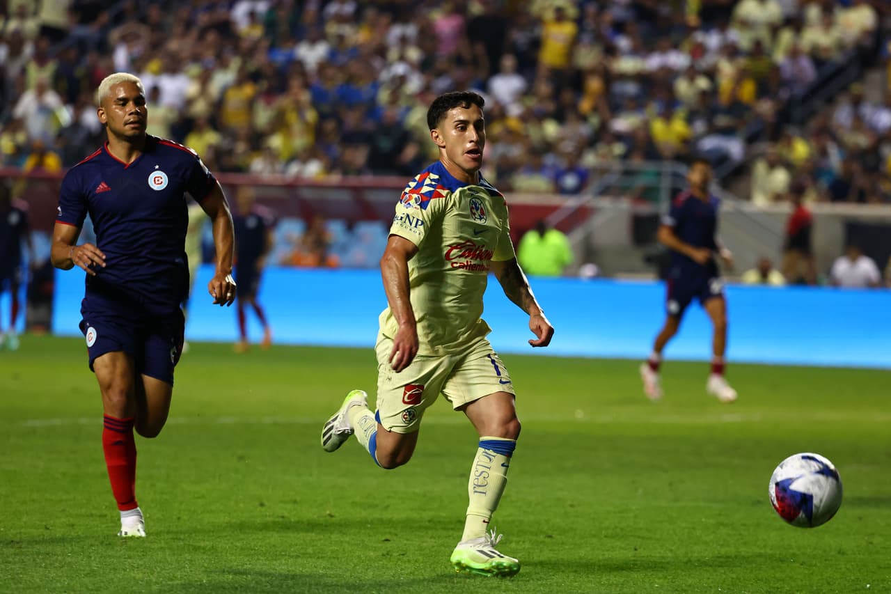 Sin deslumbrar, América llega a Octavos ante un Chicago guerrero