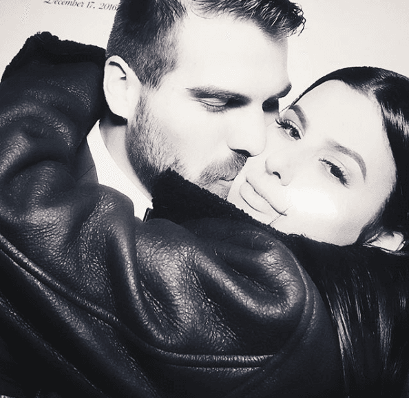 Desde 2015, Victoria Villarroel ha mantenido un noviazgo con el jugador de fútbol profesional, Marco Lobo.