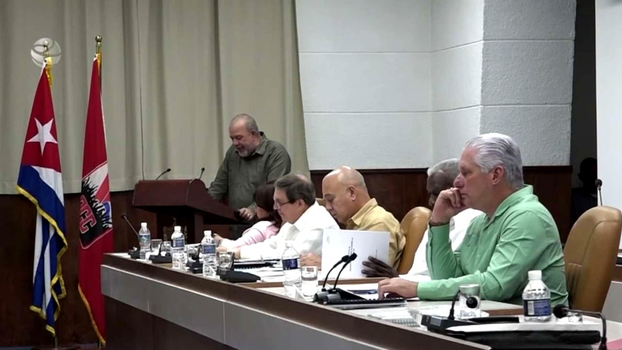 Cuba anuncia reformas en medio de la presión del gobierno de Estados Unidos