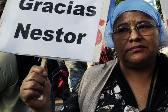 Ninguno de estos tributos tendrá carácter masivo, en respeto a un pedido de la presidenta argentina, Cristina Fernández, viuda y sucesora de Kirchner, según ha publicado la prensa local.