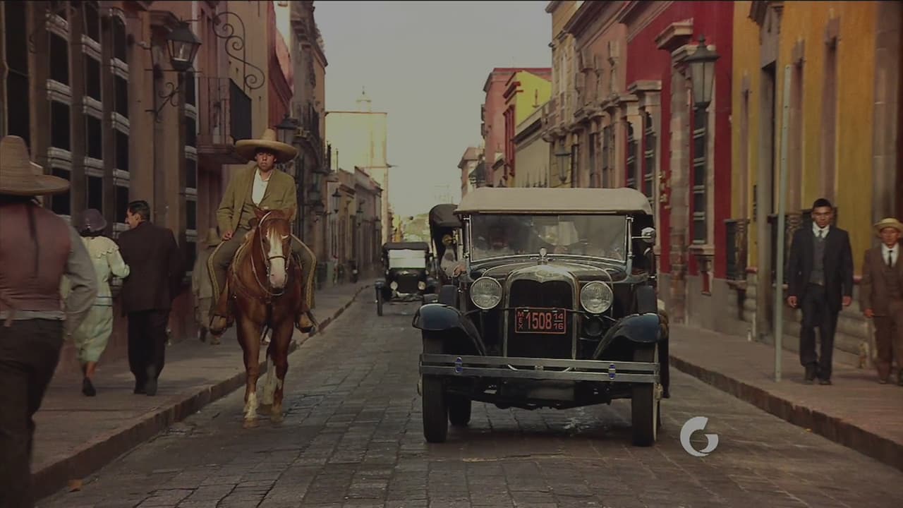 Convoca a un Congreso en Querétaro que le dé una nueva Constitución al país.