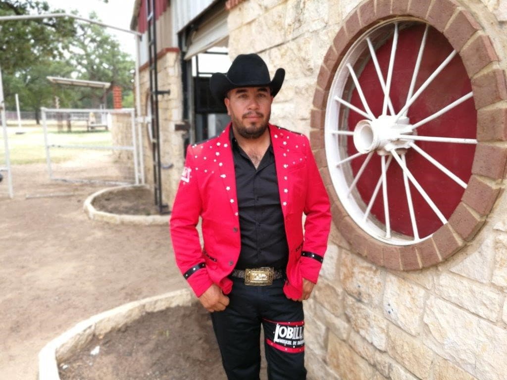 Un saxofonista murió cuando la construcción en la que trabajaba colapsó