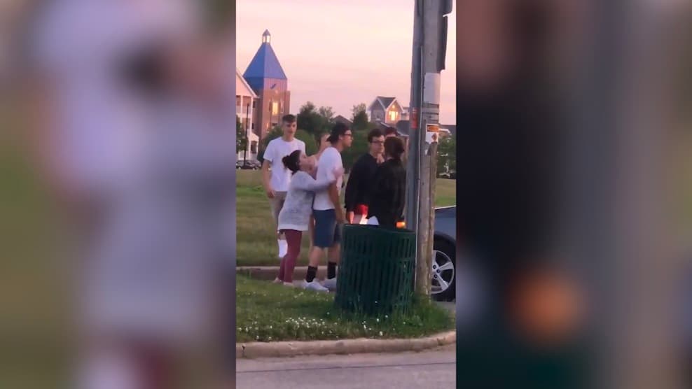 Kyle Rittenhouse, acusado de matar a dos manifestantes en Kenosha, enfrenta un nuevo problema