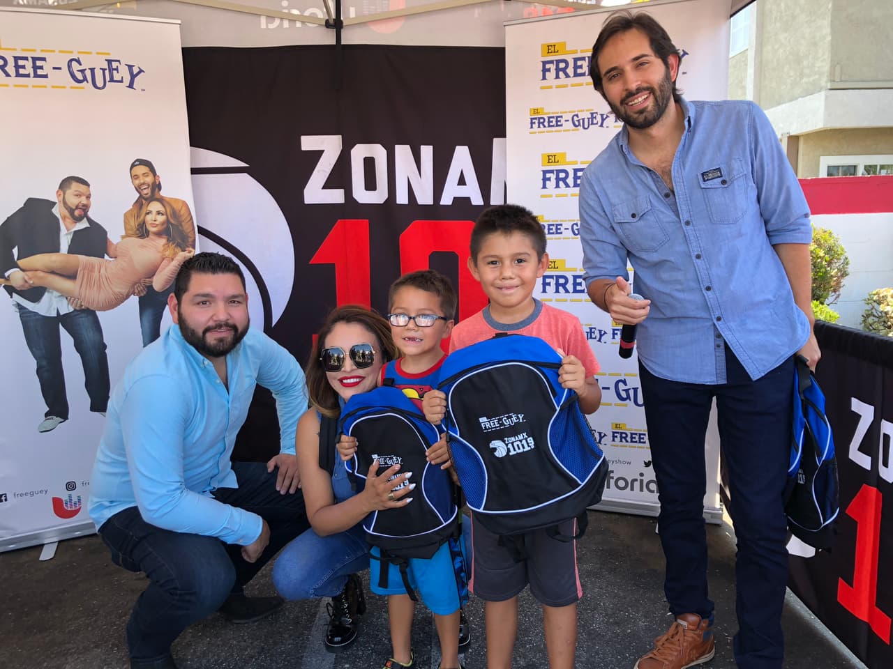 Pero en especial ver sonreír a todos estos niños.