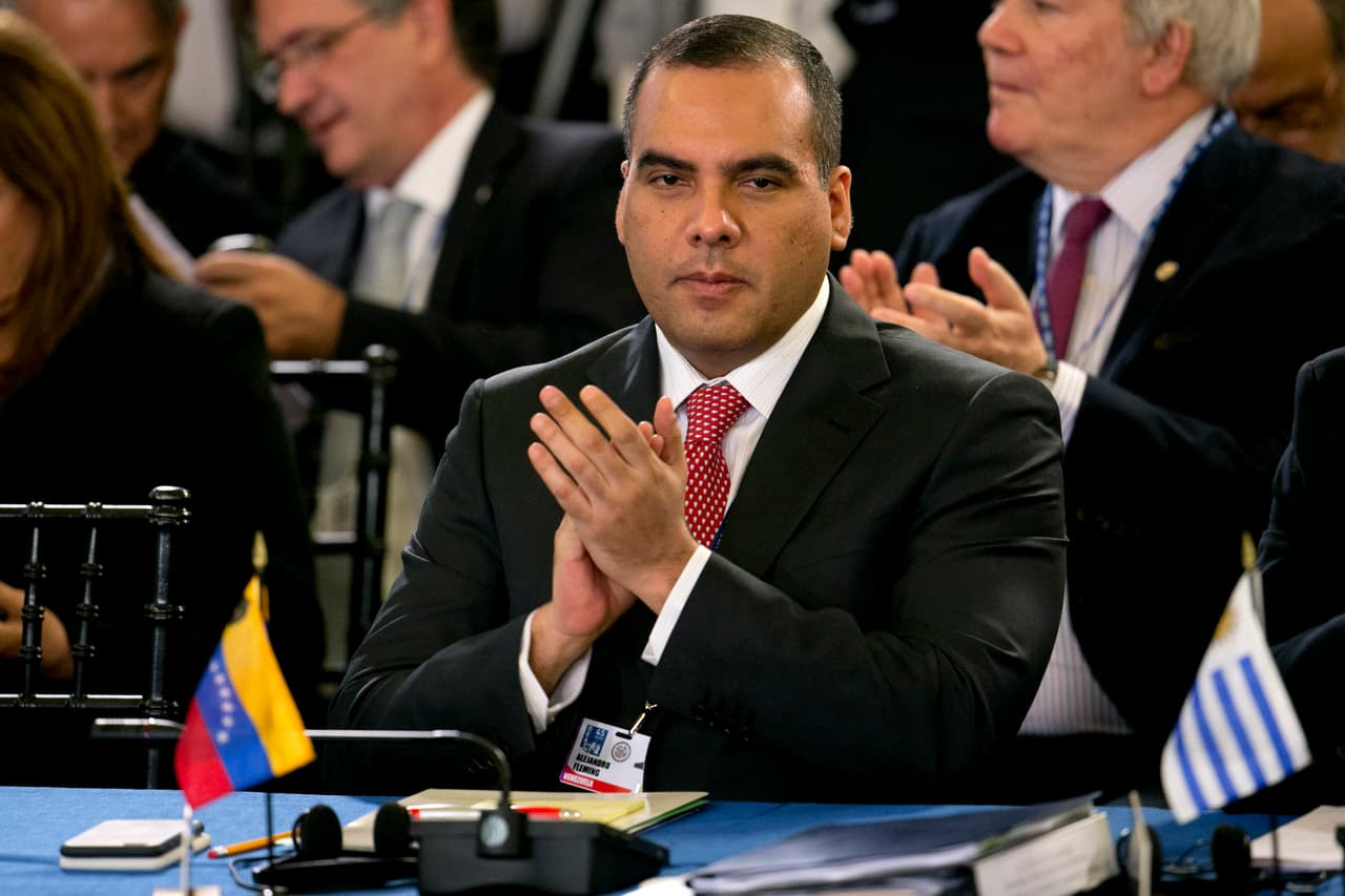 Minister of Commerce 
<b>Alejandro Fleming</b>.